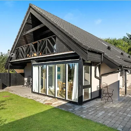 2 Bedroom Gorgeous In Blokhus