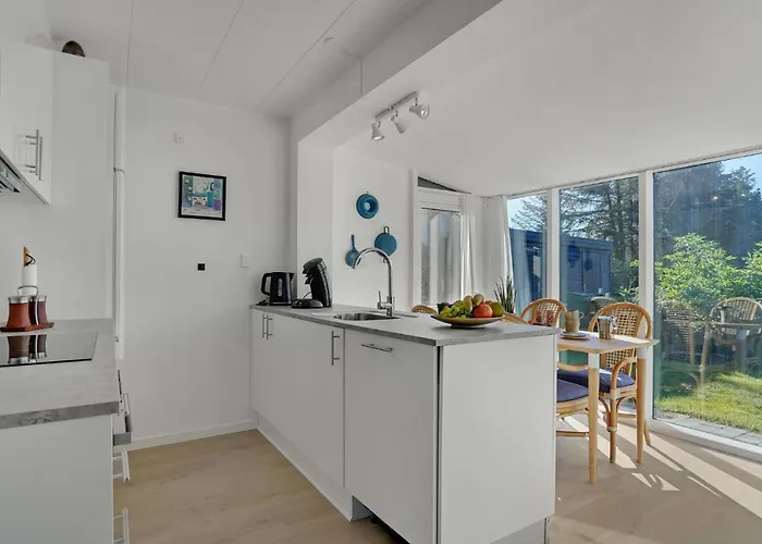 公寓 2 Bedroom Gorgeous In